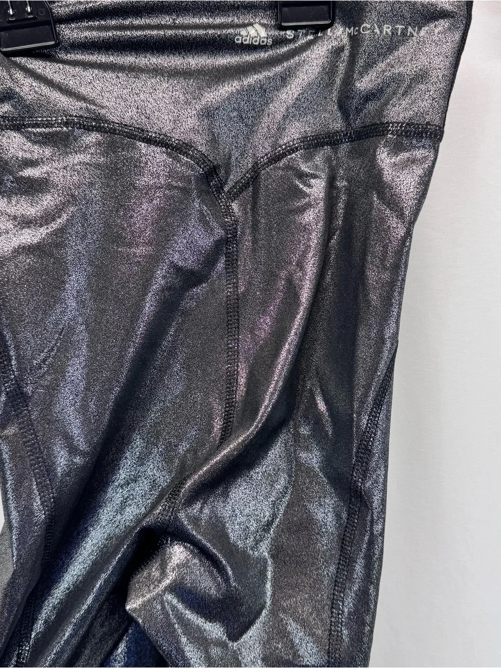 Stella McCarthy adidas Shiny High-Waist Leggings in Metallic Silver Workout XXS